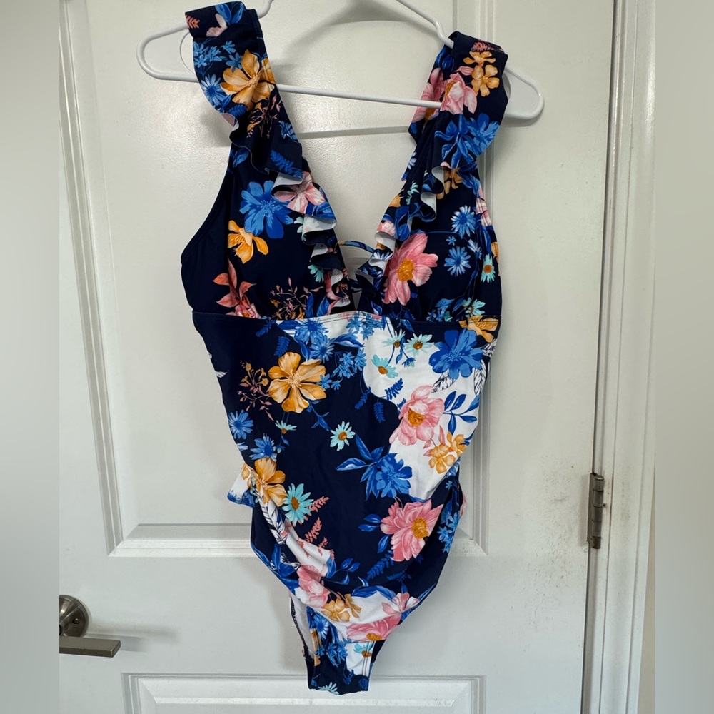 Cupshe Floral One Piece Swimsuit - Blue and Pink
